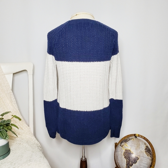 Blue/White GAP LS Stripe Knit Sweater - Sz M (EUC) - Picture 2 of 7